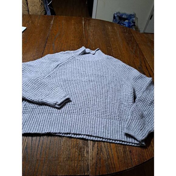 Medium American Eagle Grey Long Sleeve Mock Turtleneck Knit Pullover Sweater - Picture 1 of 4